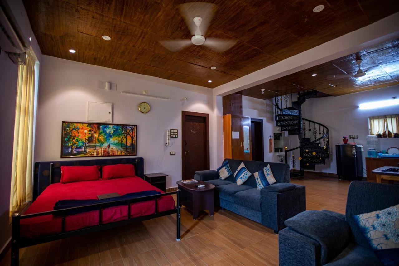 Waves Beach House Puducherry Exterior foto